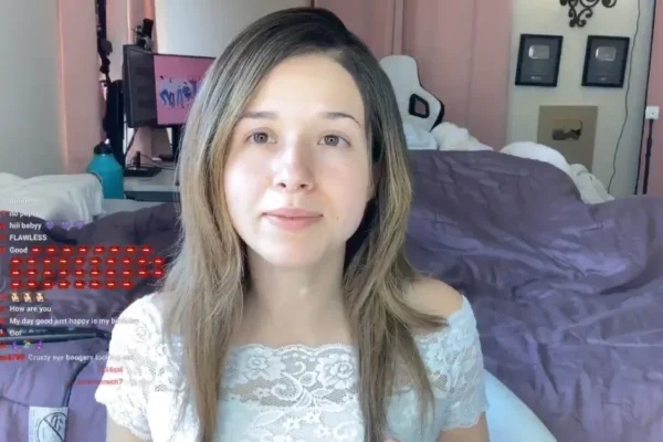 Twitch Streamer Pokimane Goes Live Without Makeup, Chaos ...