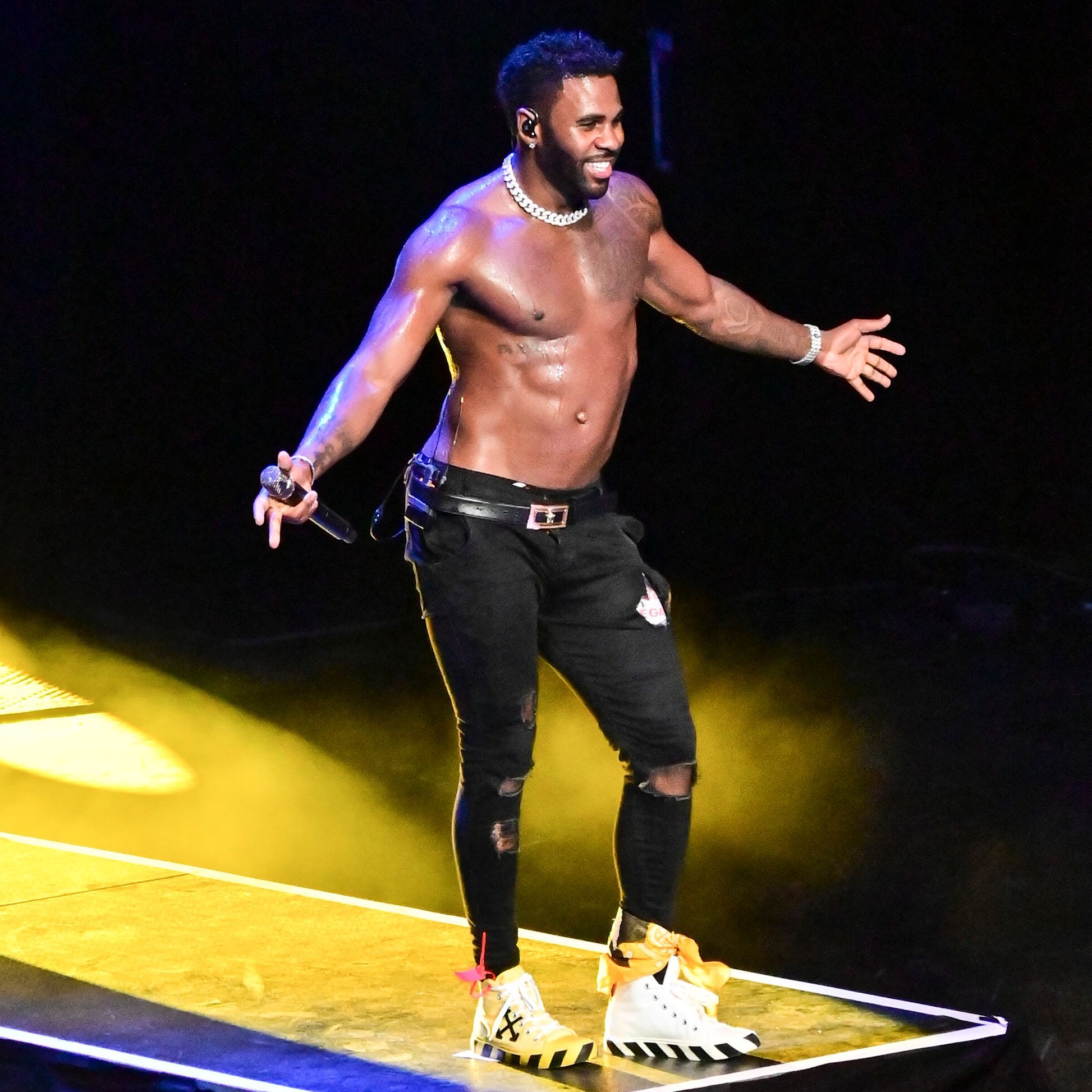 Jason Derulo Drinks Salmon Smoothies and Deadlifts Golf Carts | GQ