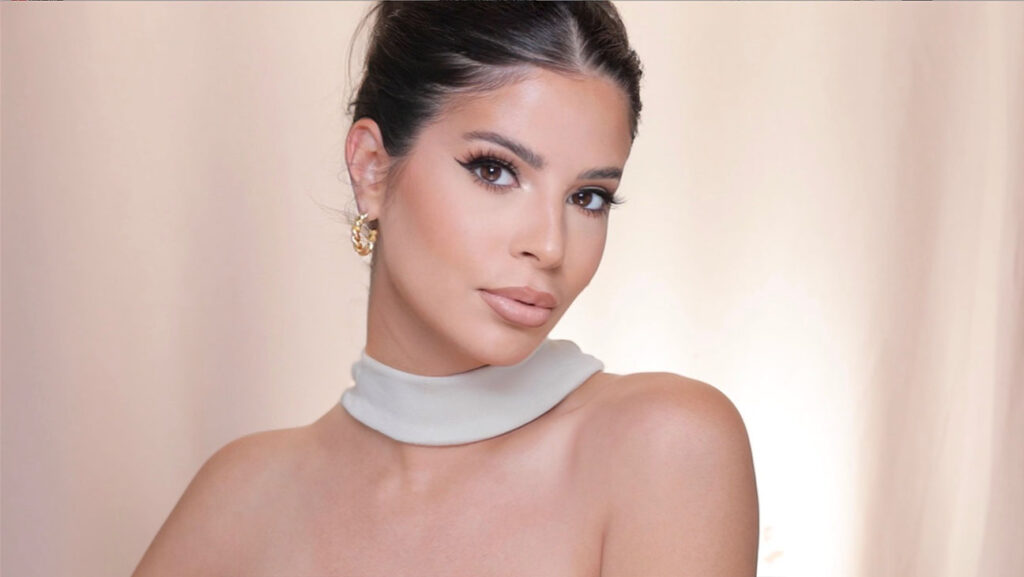 Laura Lee, YouTube Beauty Influencer, Signs With WME