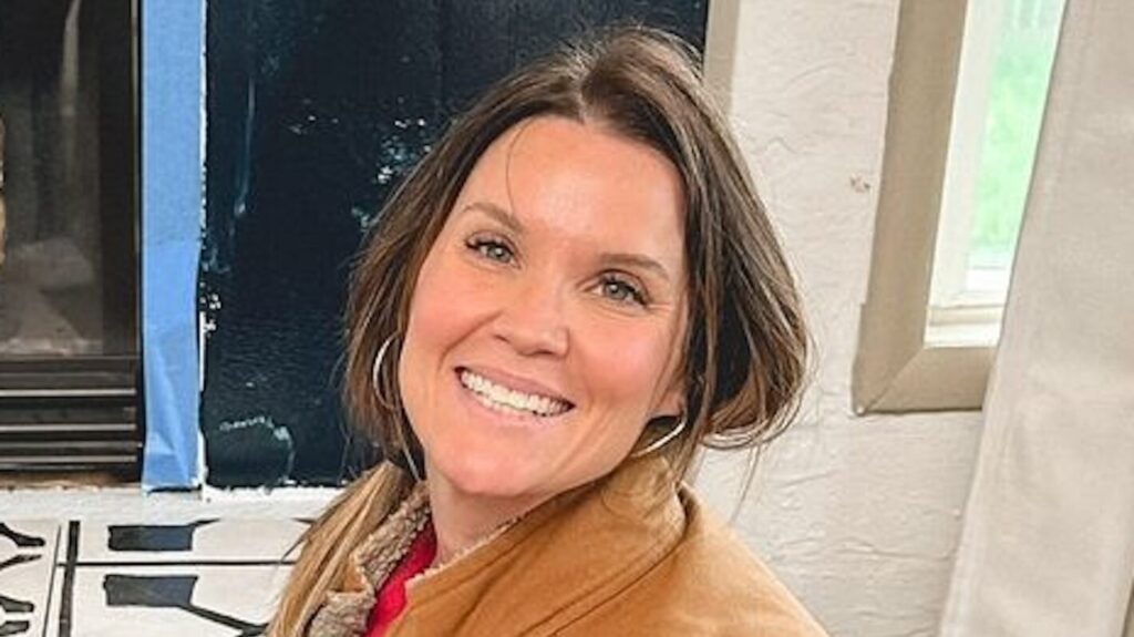 Leslie Davis - Professional Portrait