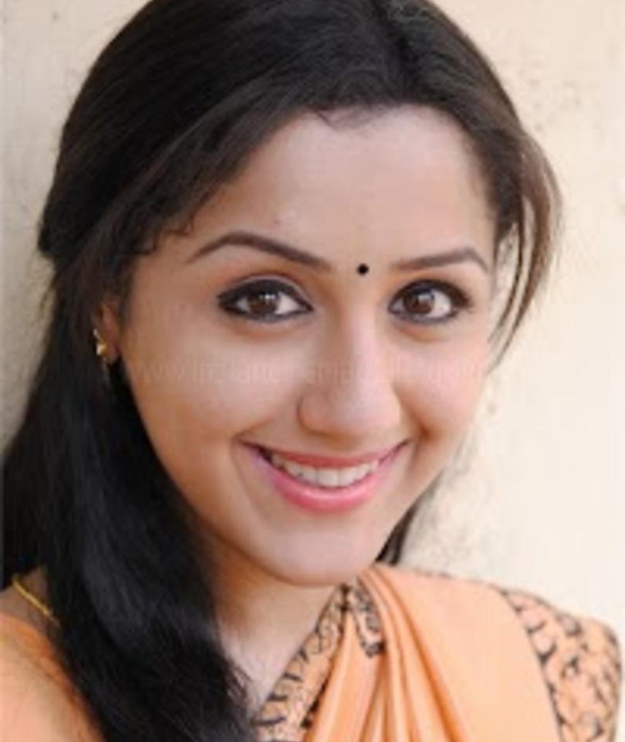 Mallika Kapoor – Movies, Bio and Lists on MUBI