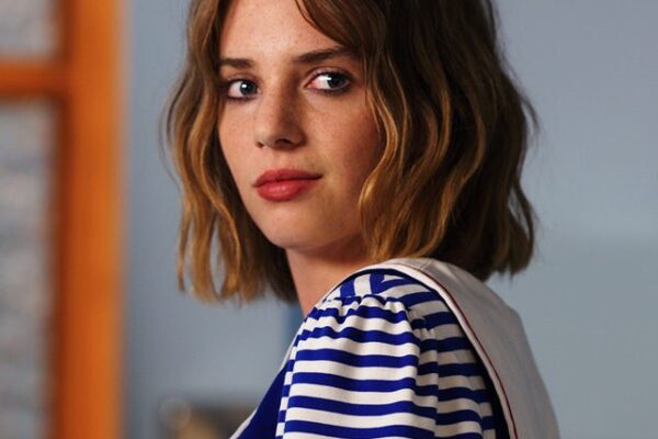 Maya Hawke - Everything To Know About 'Stranger Things' Robin