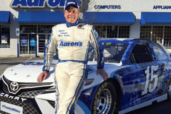 Michael Waltrip will retire from NASCAR after 30th and final start in the Daytona 500 - NBC Sports