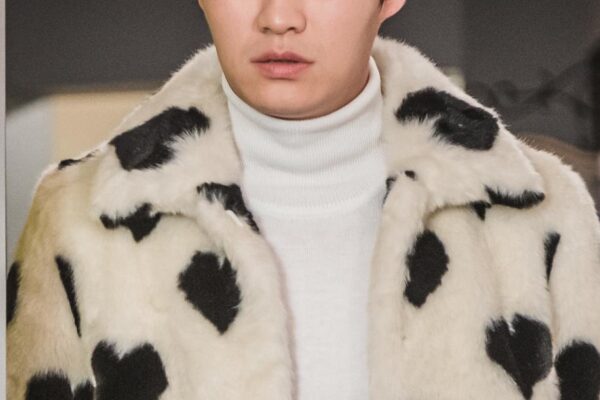 Oh Eui-shik - Professional Portrait