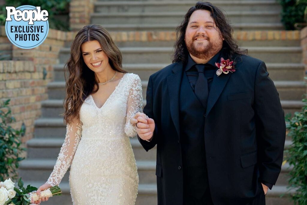 Wolfgang Van Halen Marries Andraia Allsop in Intimate Wedding at Their LA Home : r/entertainment